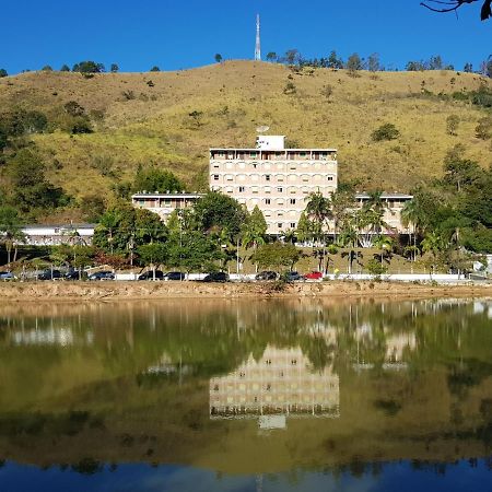 Belo Flat Cavalinho Branco - Aguas De Lindoia Apartman Kültér fotó